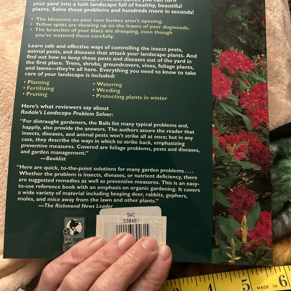 Rodale’s Landscape Problem Solver Guide - Picture 2 of 9